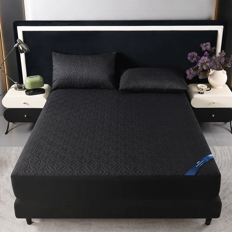 Luxe Black Deep Pocket Fitted Sheet Set